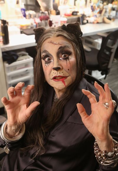 Cindy Adams Photo