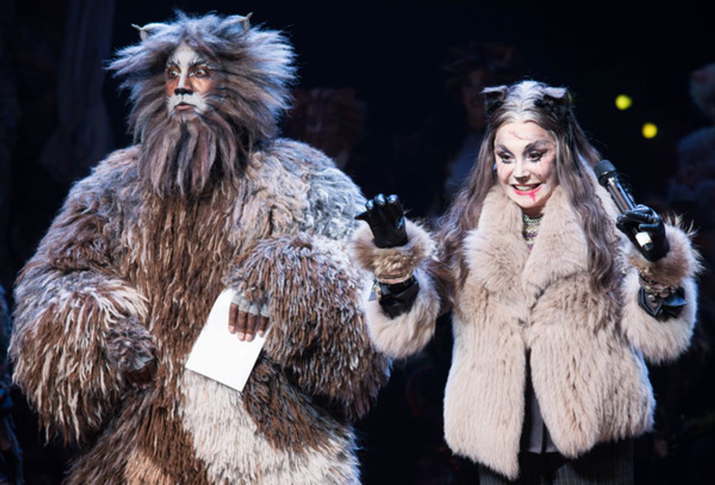 Photo Flash: See The New York Post's Cindy Adams Make her Broadway Debut as Grizabella!  Image