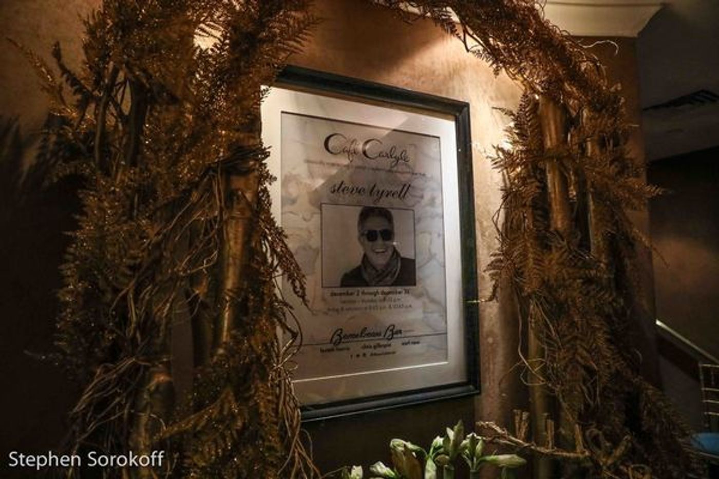 Photo Coverage: Steve Tyrell Comes Home For The Holidays At Cafe Carlyle  Image