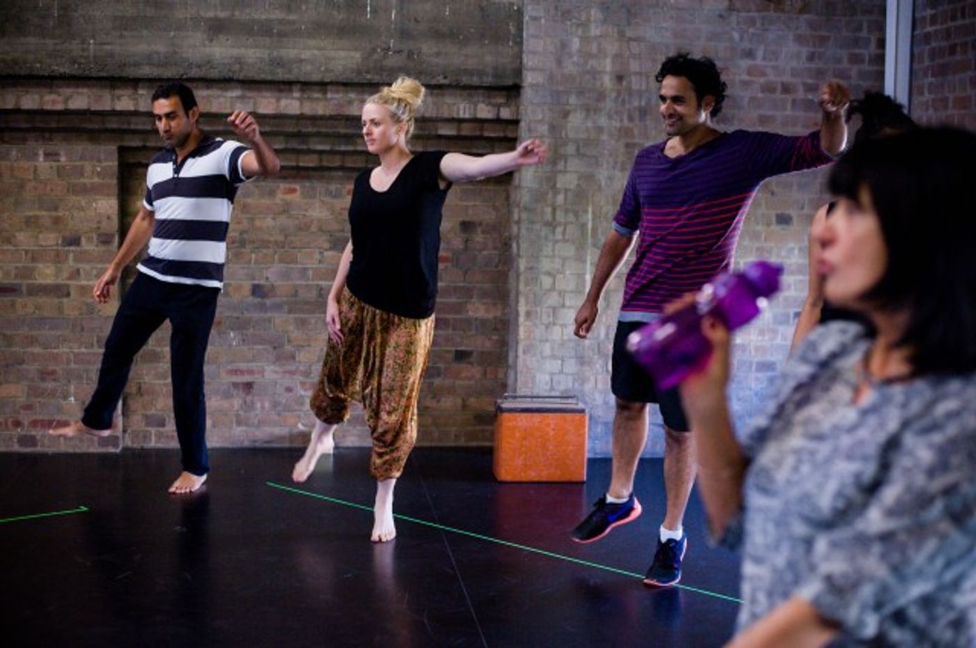 Review: LIGHTEN UP is a Brilliant Dark Comedy About a Very Grey Area at Griffin Theatre  Image