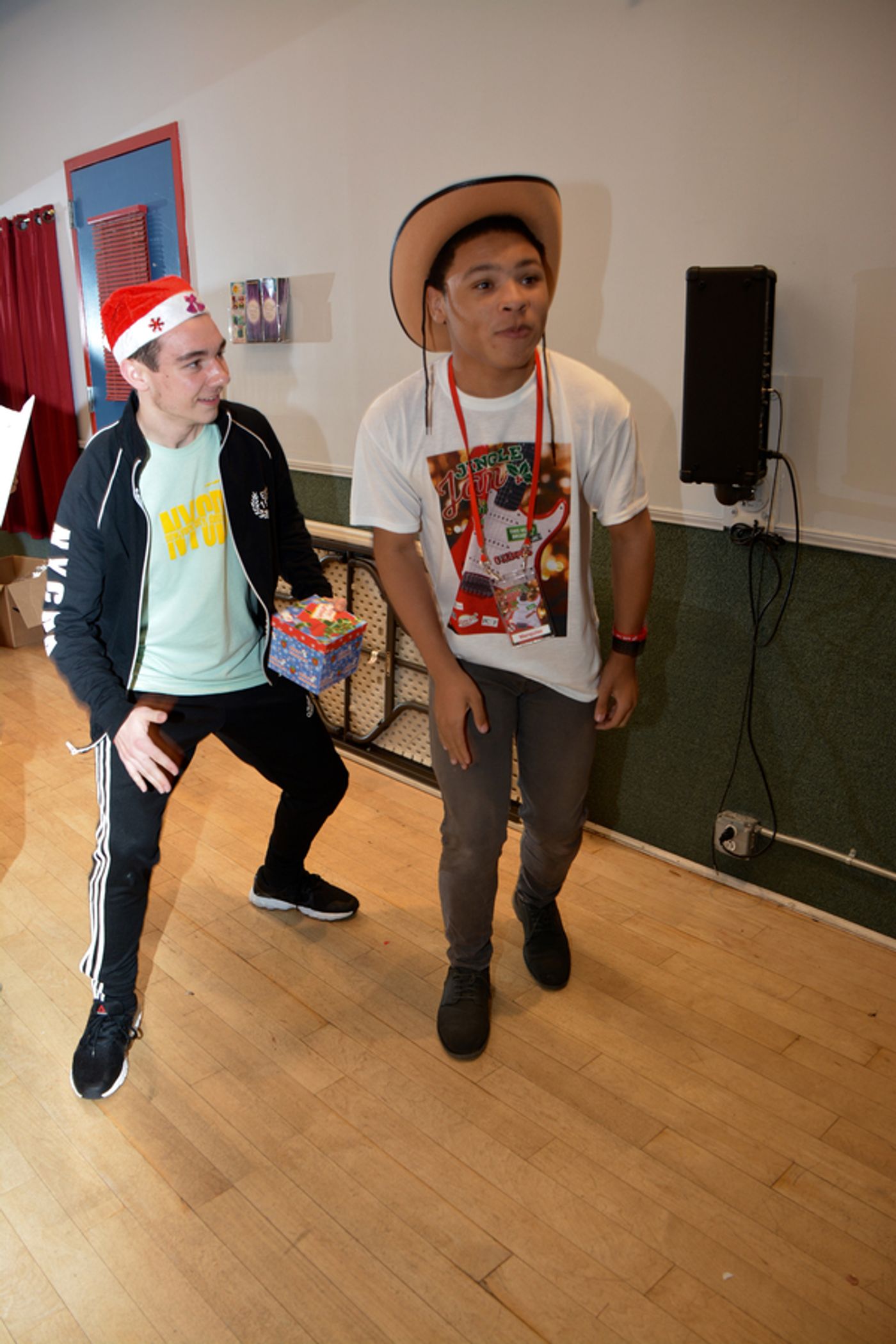 Photo Coverage: Retter Entertainment Rehearses JINGLE JAM 2016  Image