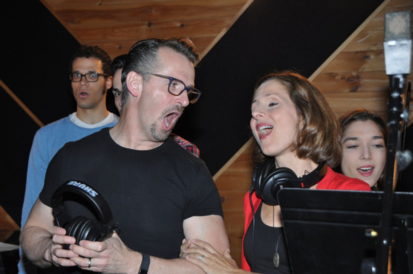 Exclusive Photo Coverage: THE PHANTOM OF THE OPERA Gets Joyful for Carols For A Cure  Image