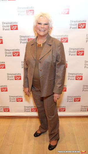 Roe Green @ BroadwayWorld Roe Green Photo