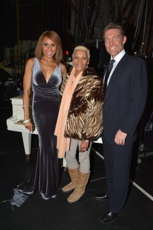 Deborah Cox,  Dionne Warwick and Judson Mills Photo