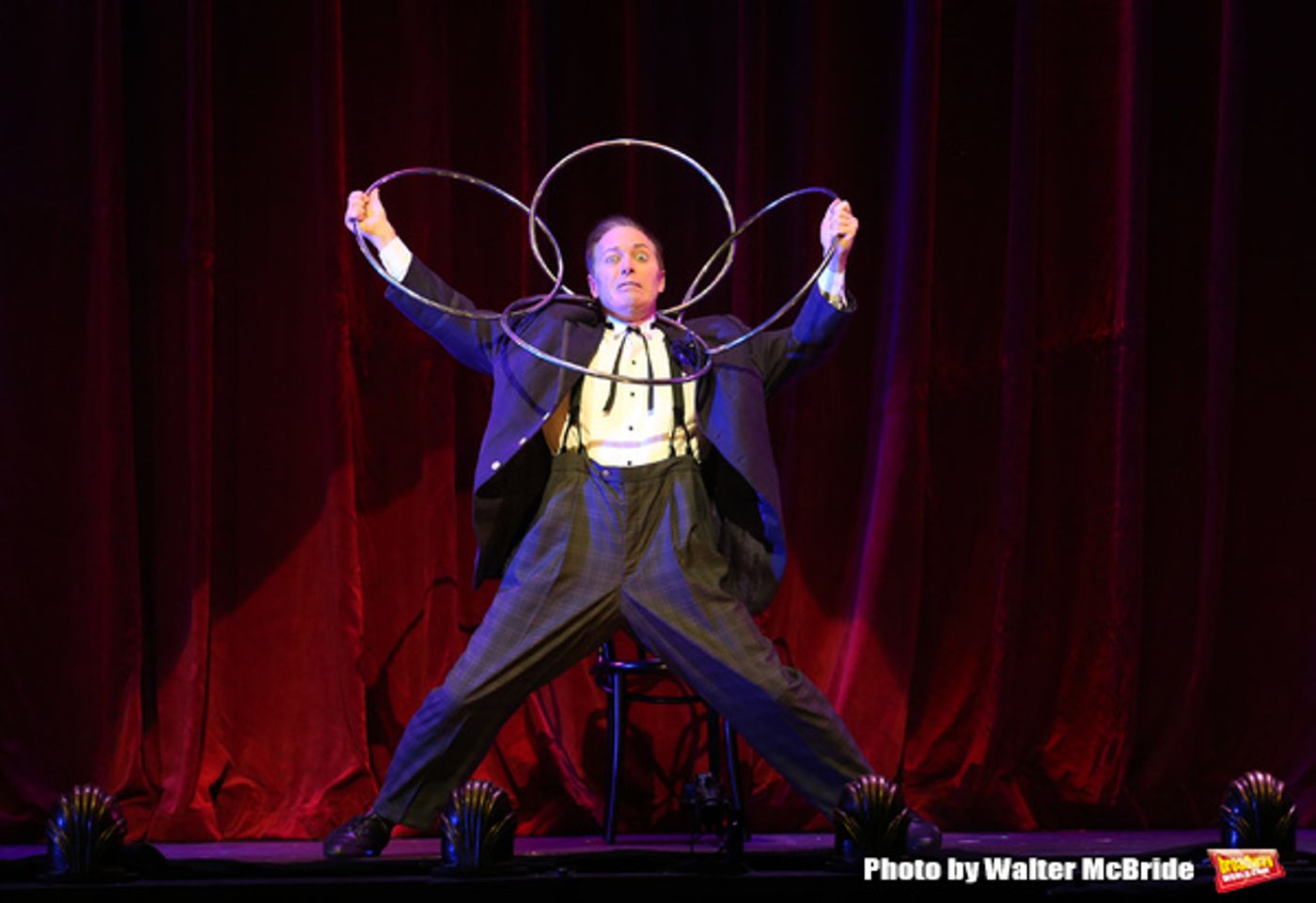 BWW Interview- Charlie Frye (aka 'The Eccentric') Talks Broadway's THE ILLUSIONISTS  Image
