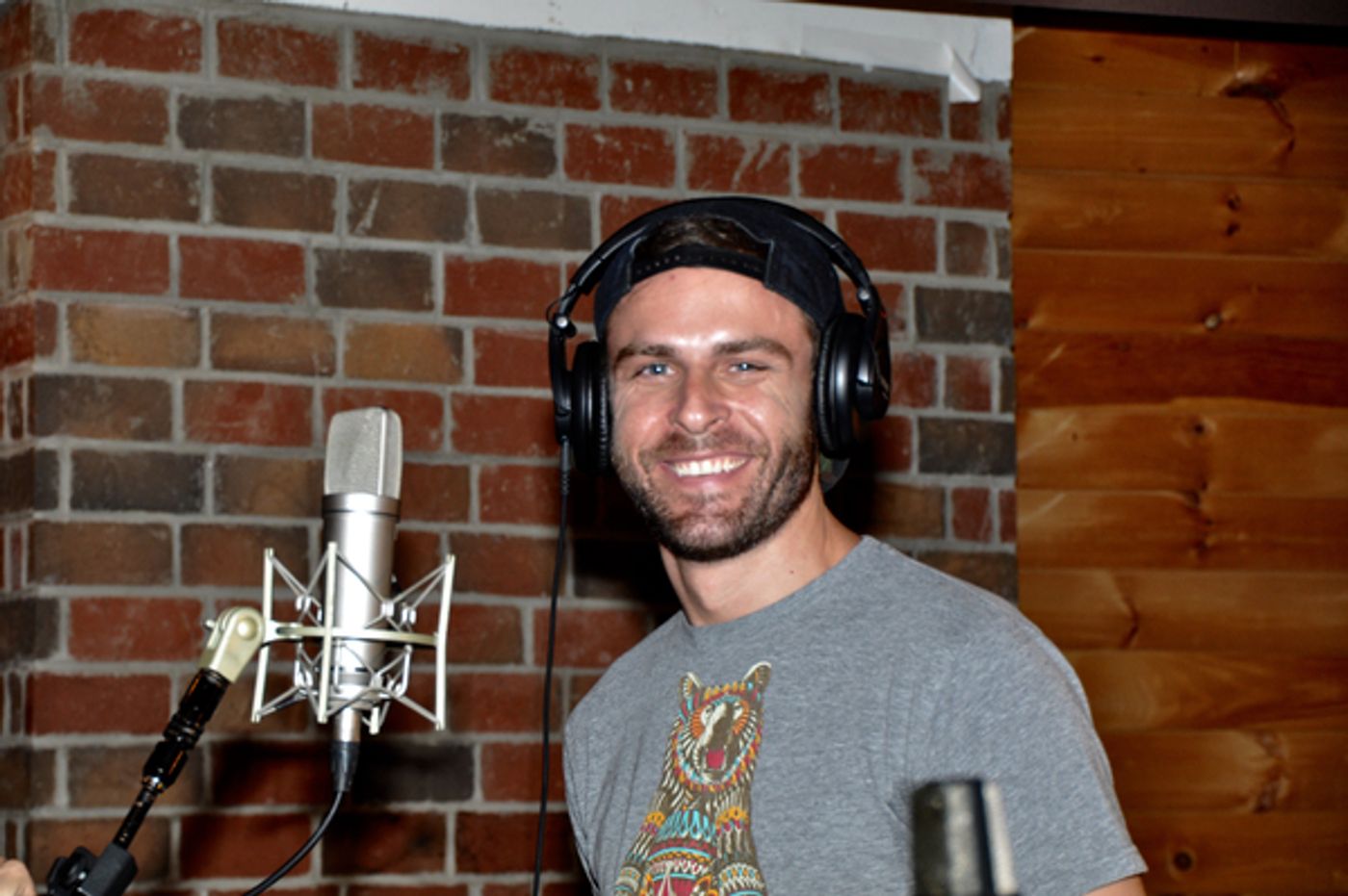 Exclusive Photo Coverage: ON YOUR FEET Sings a Gloria Estefan Classic for Carols For A Cure  Image