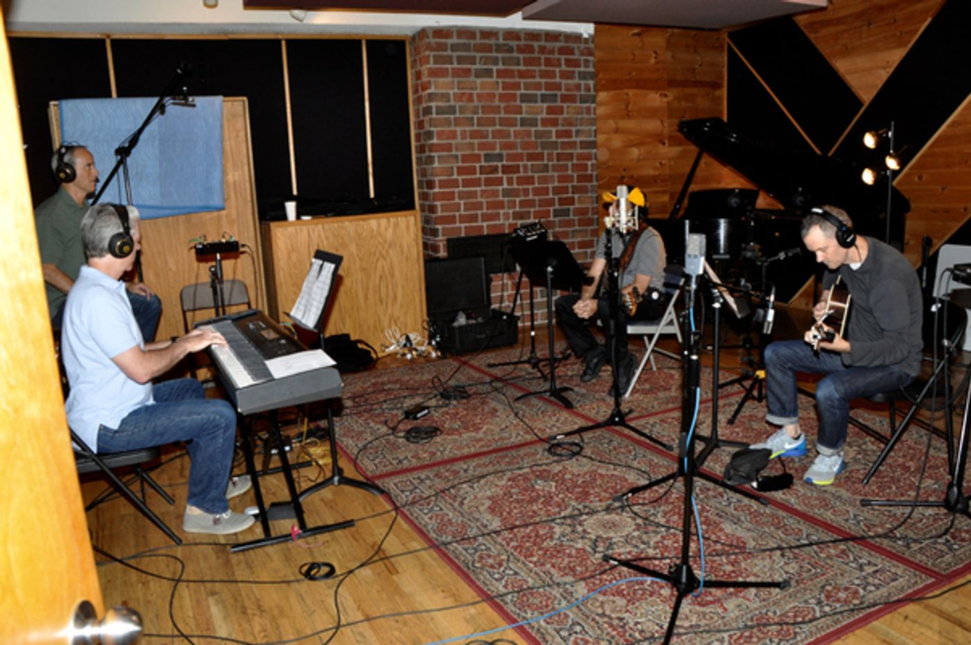 Exclusive Photo Coverage: ON YOUR FEET Sings a Gloria Estefan Classic for Carols For A Cure  Image