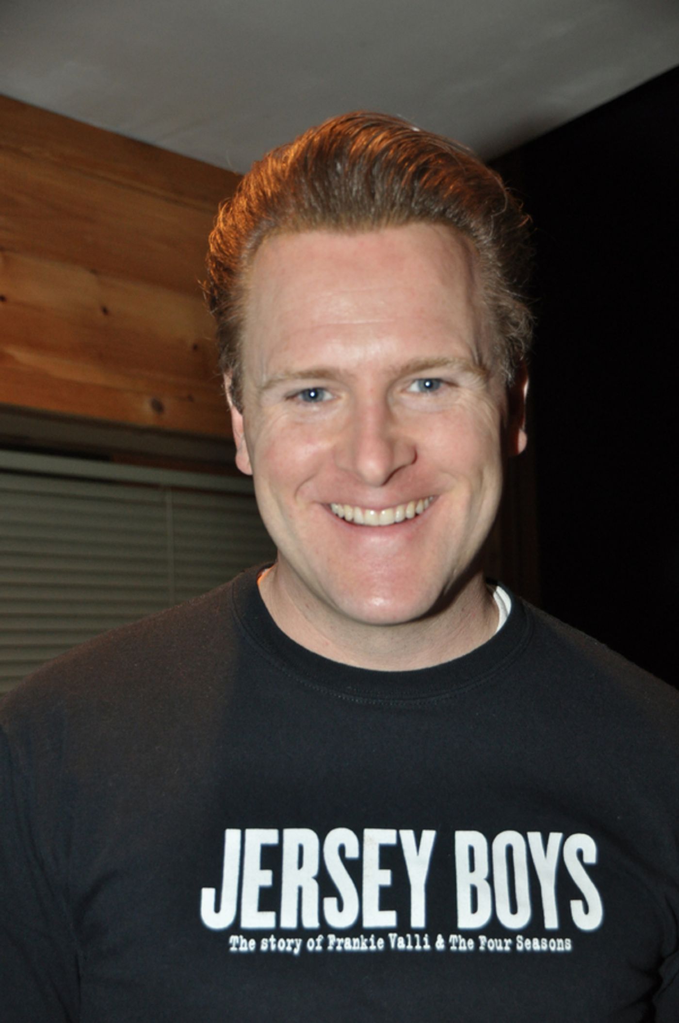 Exclusive Photo Coverage: JERSEY BOYS Bundles Up for Carols For A Cure  Image