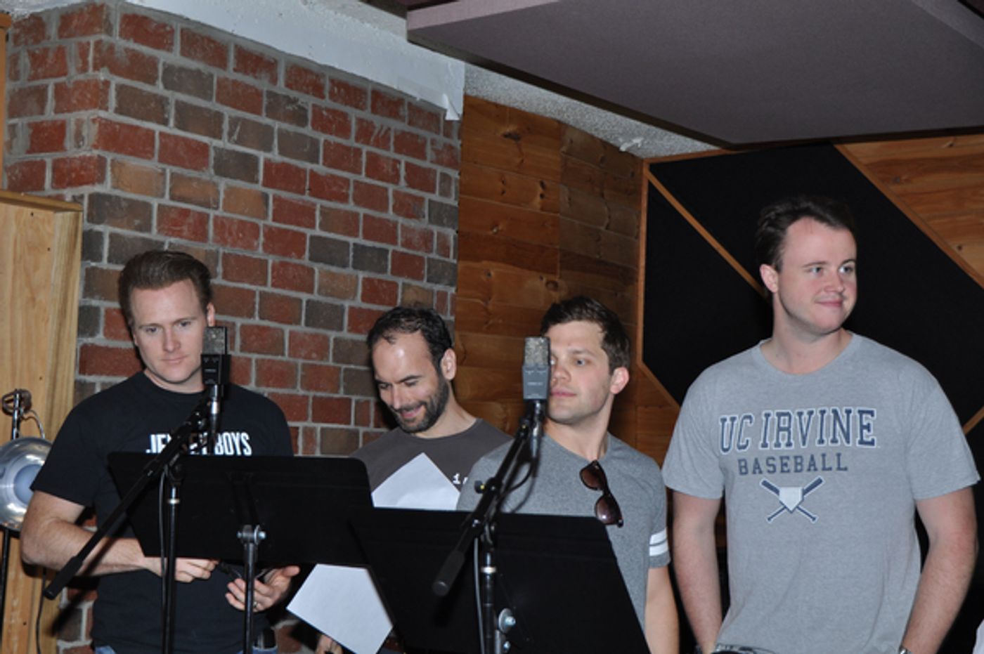 Exclusive Photo Coverage: JERSEY BOYS Bundles Up for Carols For A Cure  Image