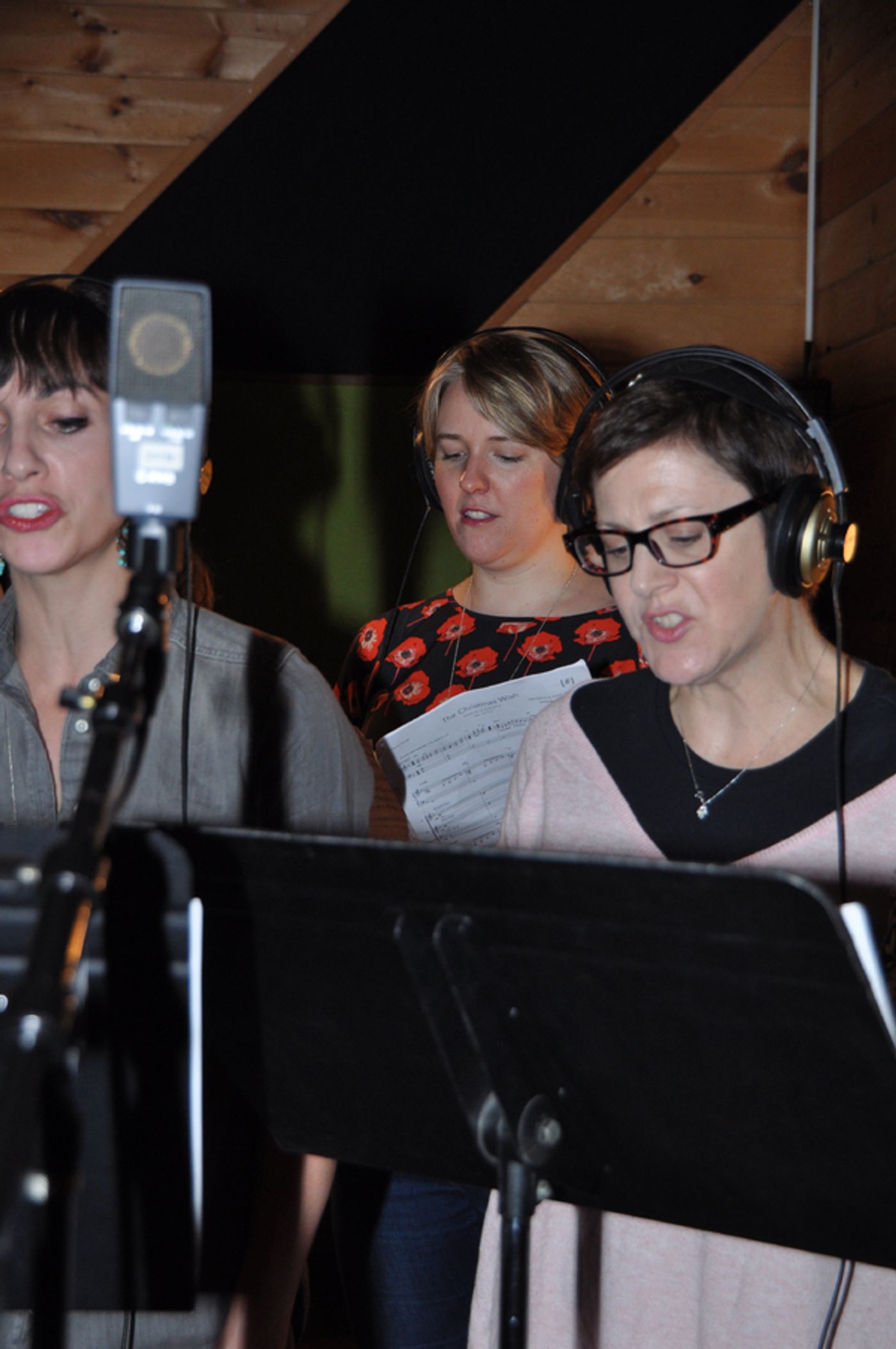 Exclusive Photo Coverage: SOMETHING ROTTEN Gets Help from a Friend for Carols For A Cure  Image