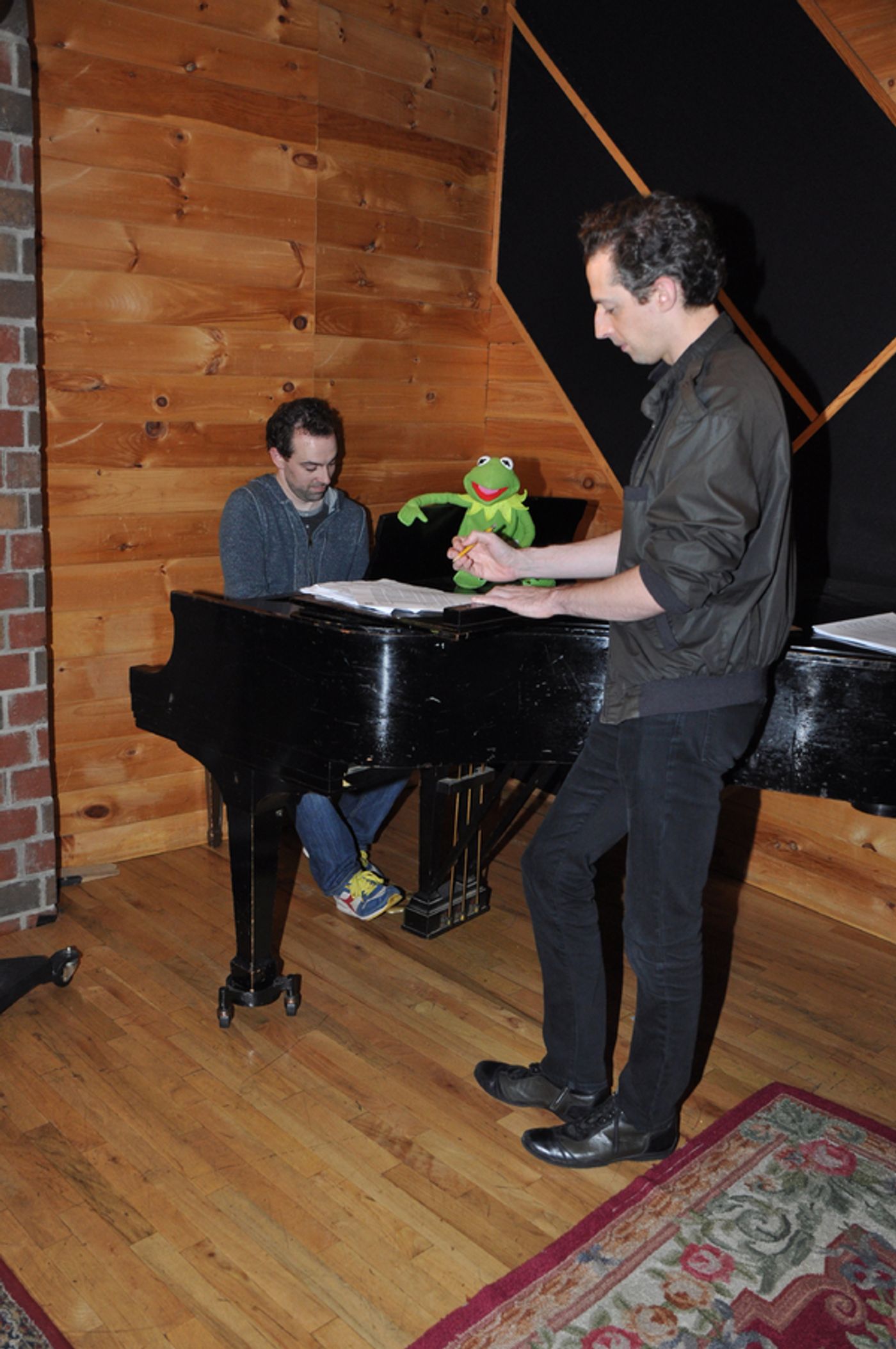 Exclusive Photo Coverage: SOMETHING ROTTEN Gets Help from a Friend for Carols For A Cure  Image