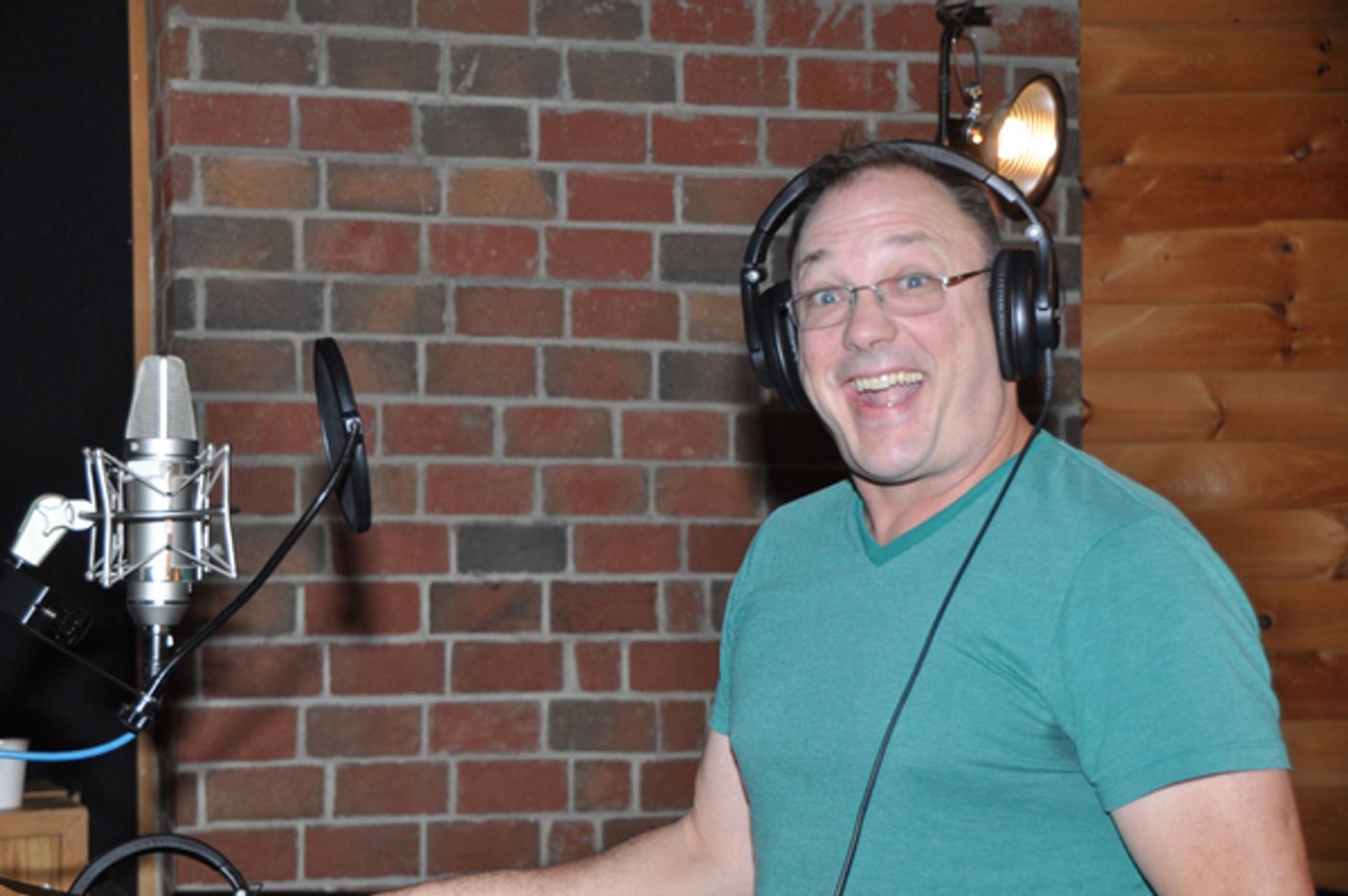 Exclusive Photo Coverage: SOMETHING ROTTEN Gets Help from a Friend for Carols For A Cure  Image