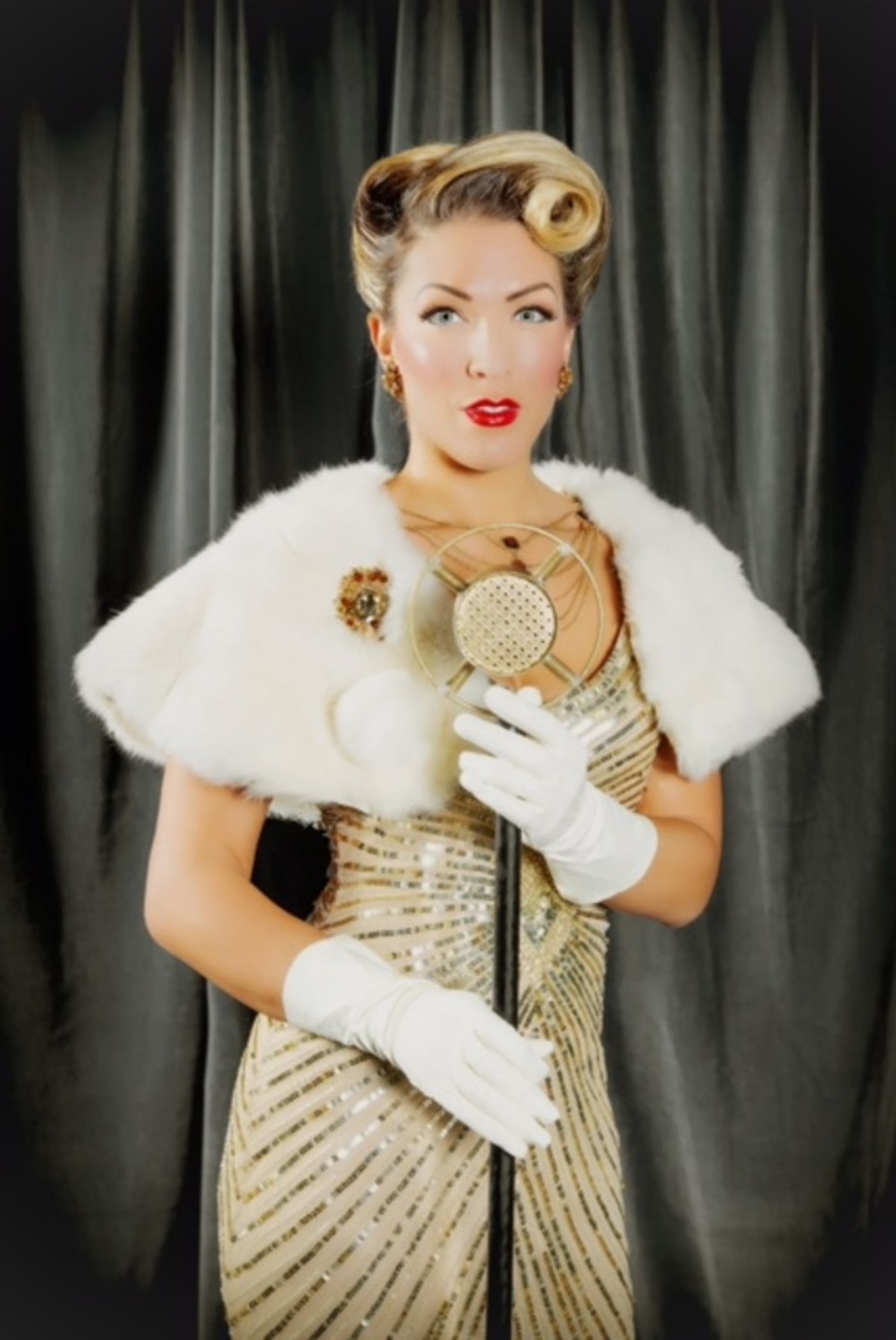 Photo Flash: The Firehouse Theatre Presents IT'S A WONDERFUL LIFE: THE RADIO PLAY  Image