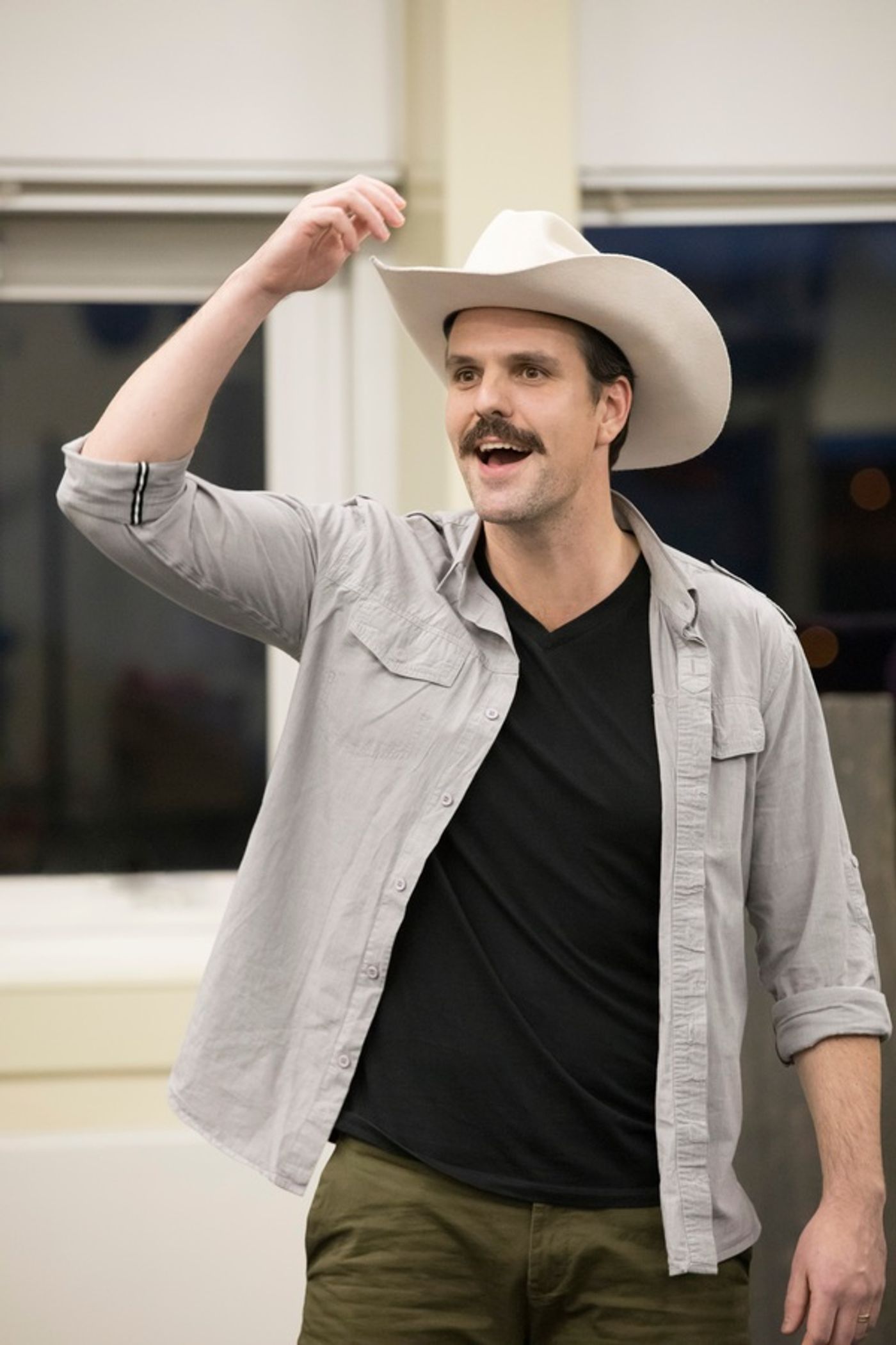 Photo Flash: See Anna-Jane Casey and Ben Lewis in Rehearsals for ANNIE GET YOUR GUN  Image