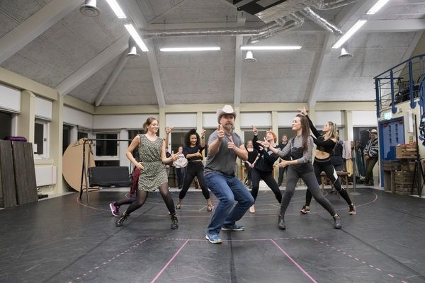 Nicolas Colicos and Ensemble Photo