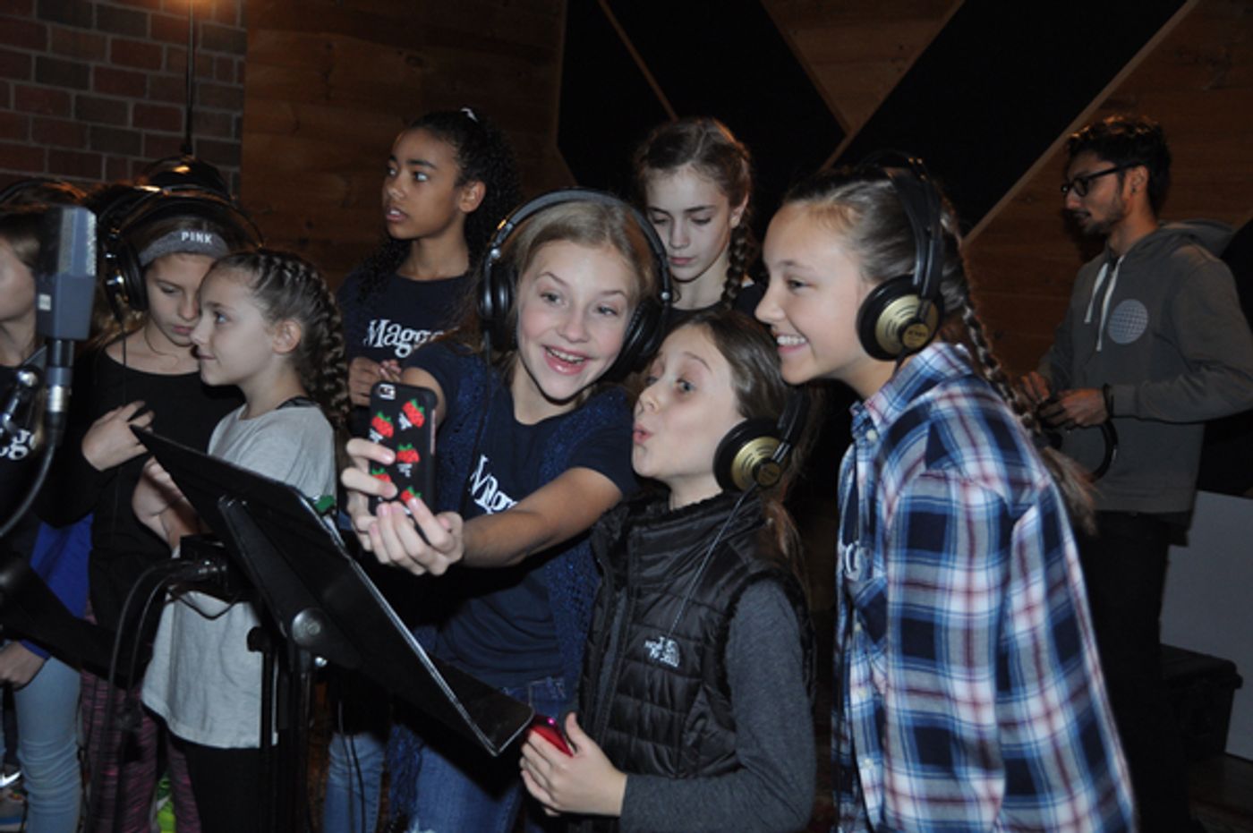 Exclusive Photo Coverage: The Kids of MATILDA Ring in the New Year for Carols For A Cure  Image