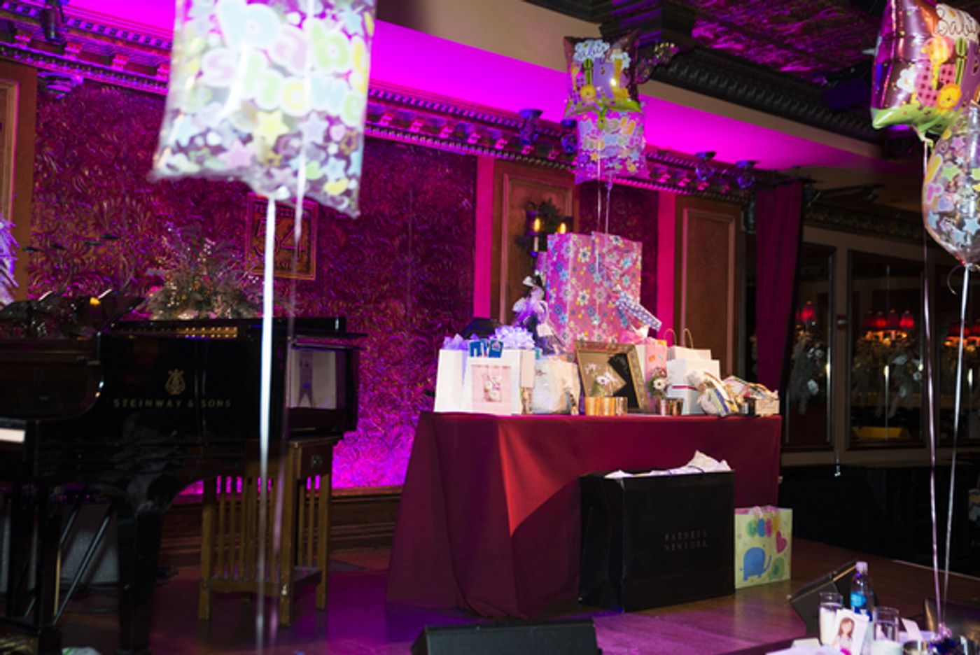 Photo Flash: Dear Friends Celebrate Laura Benanti's Baby Shower at Feinstein's/54 Below  Image