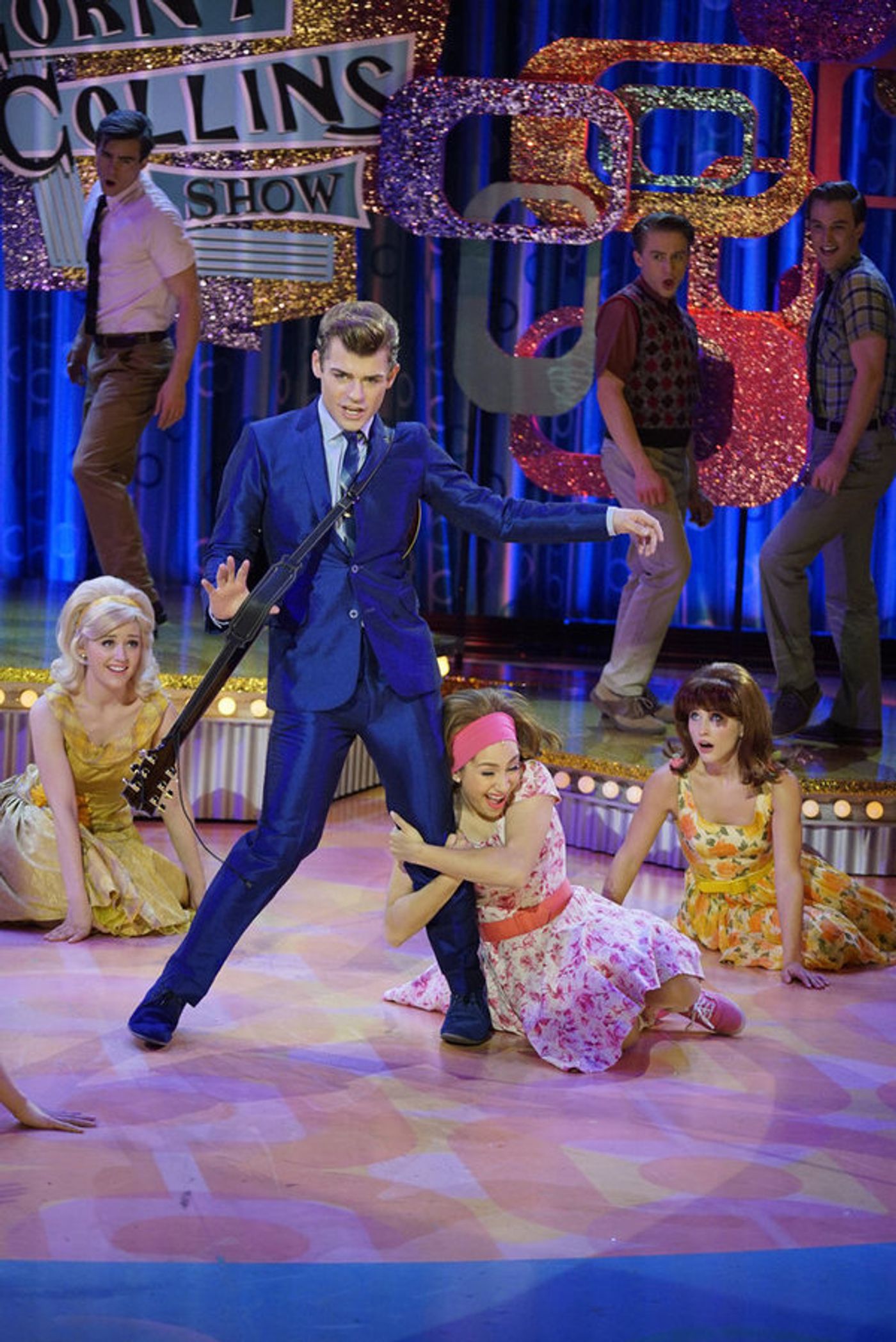 Photo Flash: Just In: Images from Tonight's HAIRSPRAY LIVE! Photo Flash: Just In: Images from Tonight's HAIRSPRAY LIVE! Image