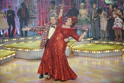 HAIRSPRAY LIVE! -- Pictured: (l-r) Martin Short as Wilbur Turnblad, Harvey Fierstein  Photo