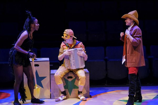 Perola Congo, Joseph Hardy, Anne-Marie Piazza Photo