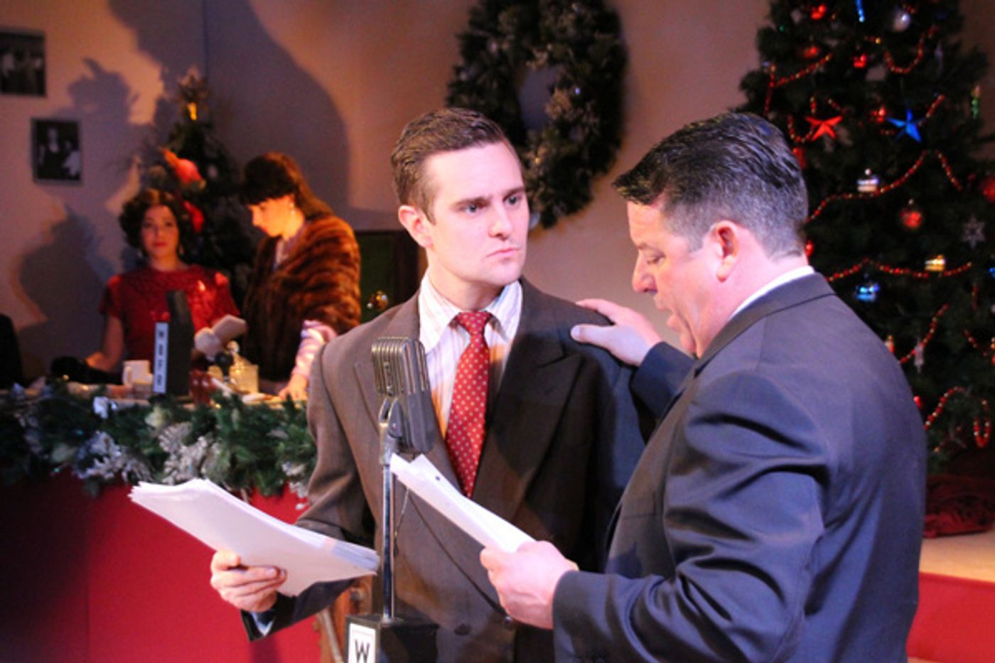 Photo Flash: First Look at MTC MainStage's IT'S A WONDERFUL LIFE: A LIVE RADIO PLAY  Image