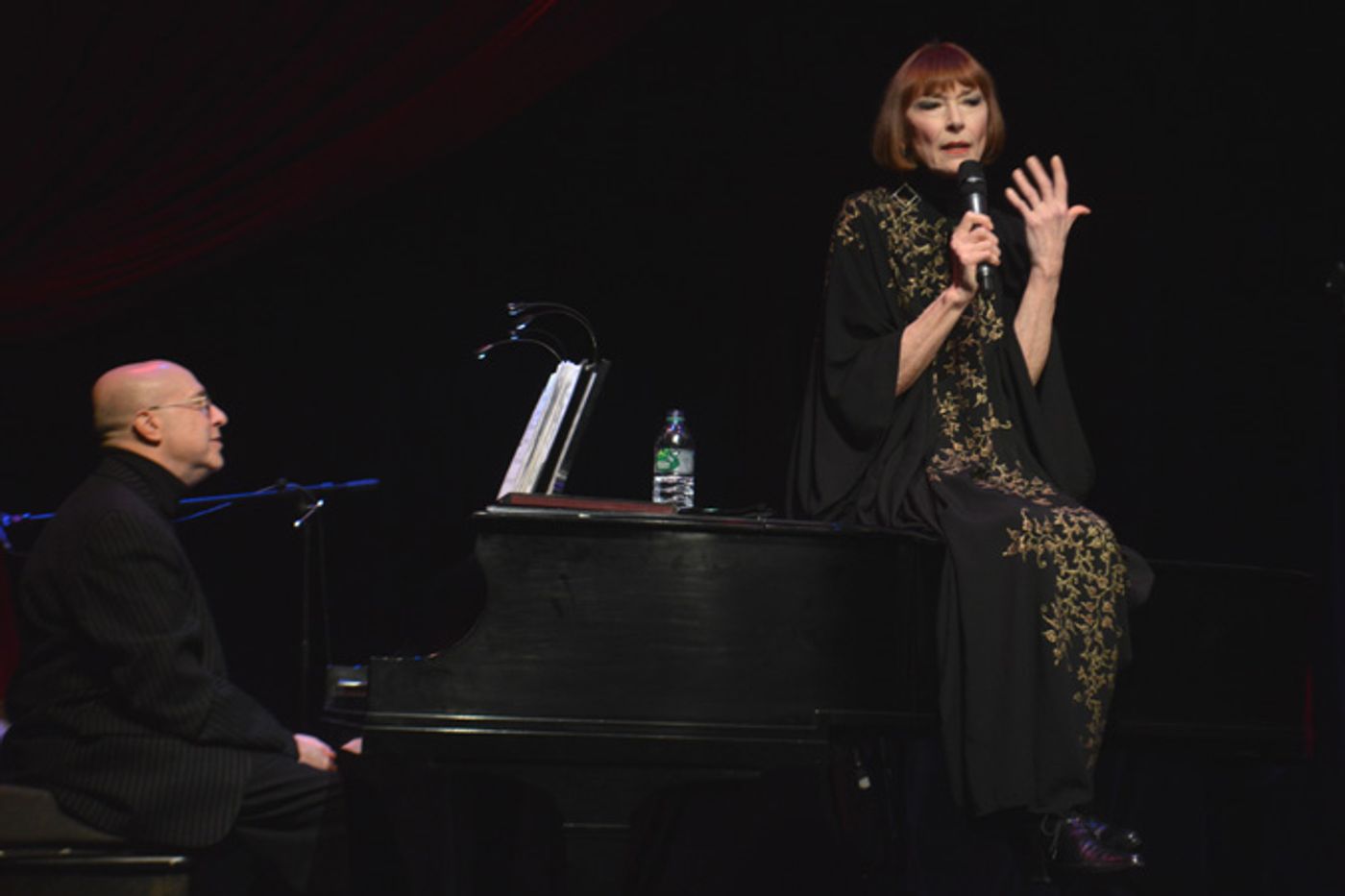 Review: Karen Akers Dives Deep and Soars at Urban Stages' WINTER RHYTHMS  Image