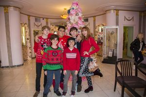 Joey Luthman, Jax Malcolm, Sean-Ryan Petersen, Hunter Peyten, Chad Roberts and Serena Photo