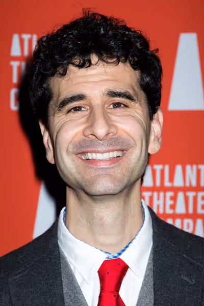 John Cariani Photo