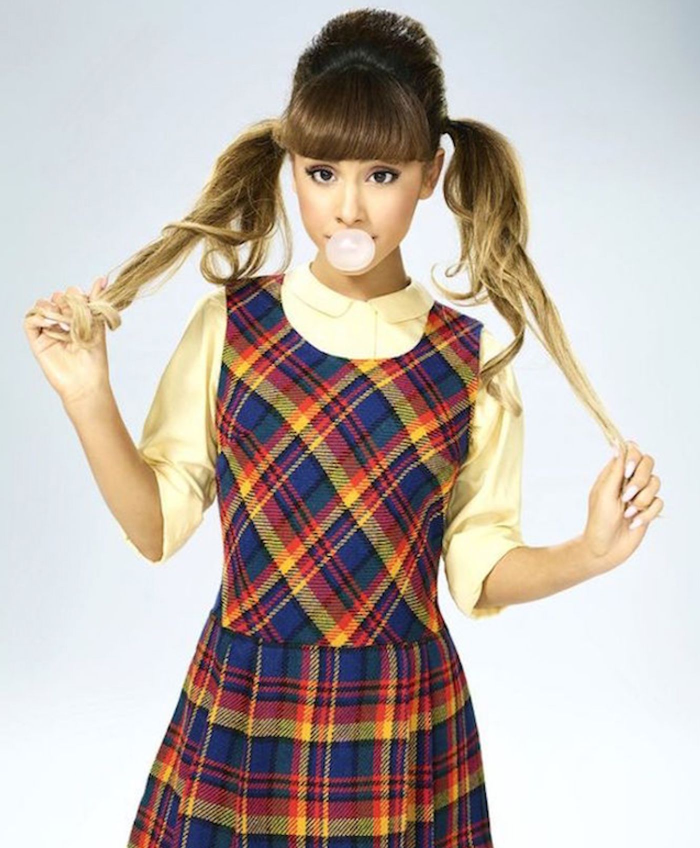 Ariana Grande Shares Emotional Message to Cast of NBC's HAIRSPRAY LIVE!  Image