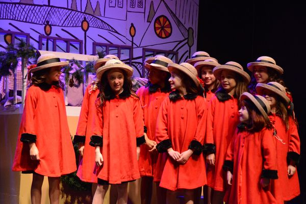 Sophie Knapp and The Cast of Madeline's Christmas that includes-Hannah Moore, Simone  Photo