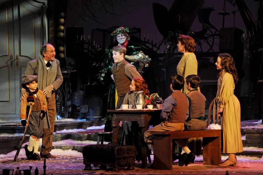 Photo Flash: Pittsburgh CLO's 25th Anniversary Production of A MUSICAL CHRISTMAS CAROL Image