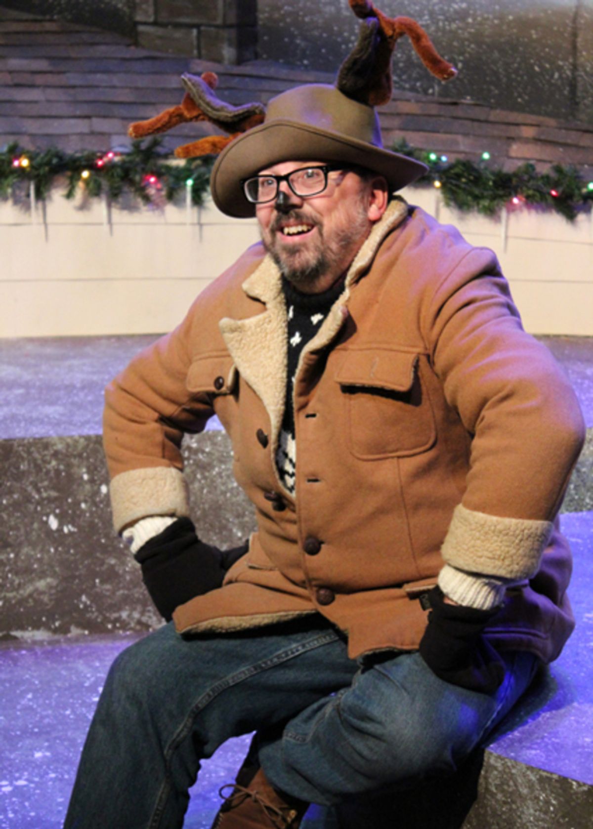 Jeff Hellebrand as Donner at 