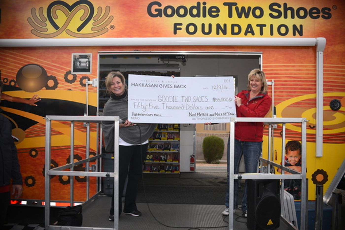 Photo Flash: Hakkasan Teams with Goodie Two Shoes for 2016 'Hakkasan Gives Back' Initiative  Image