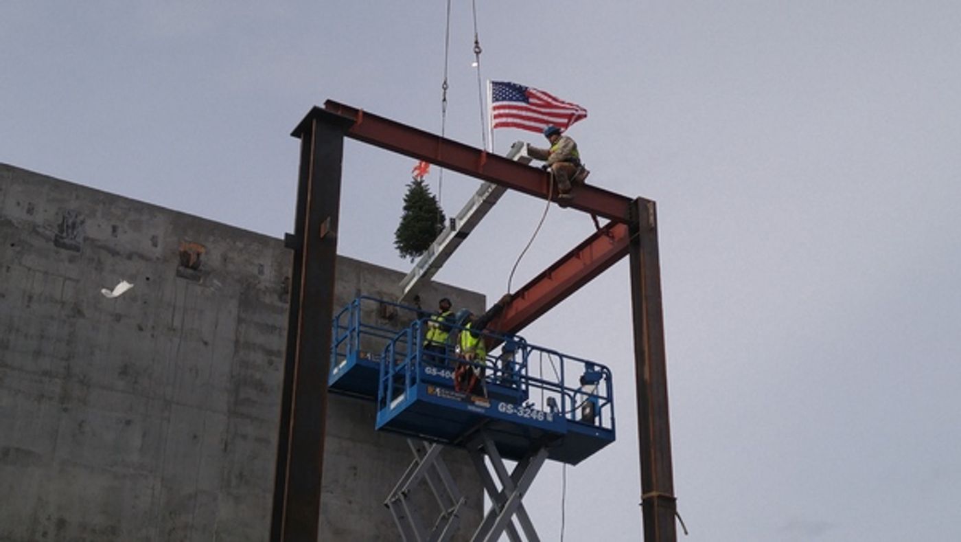 Photo Flash: Hale Centre Theatre Hosts Topping Out, Naming Celebration  Image