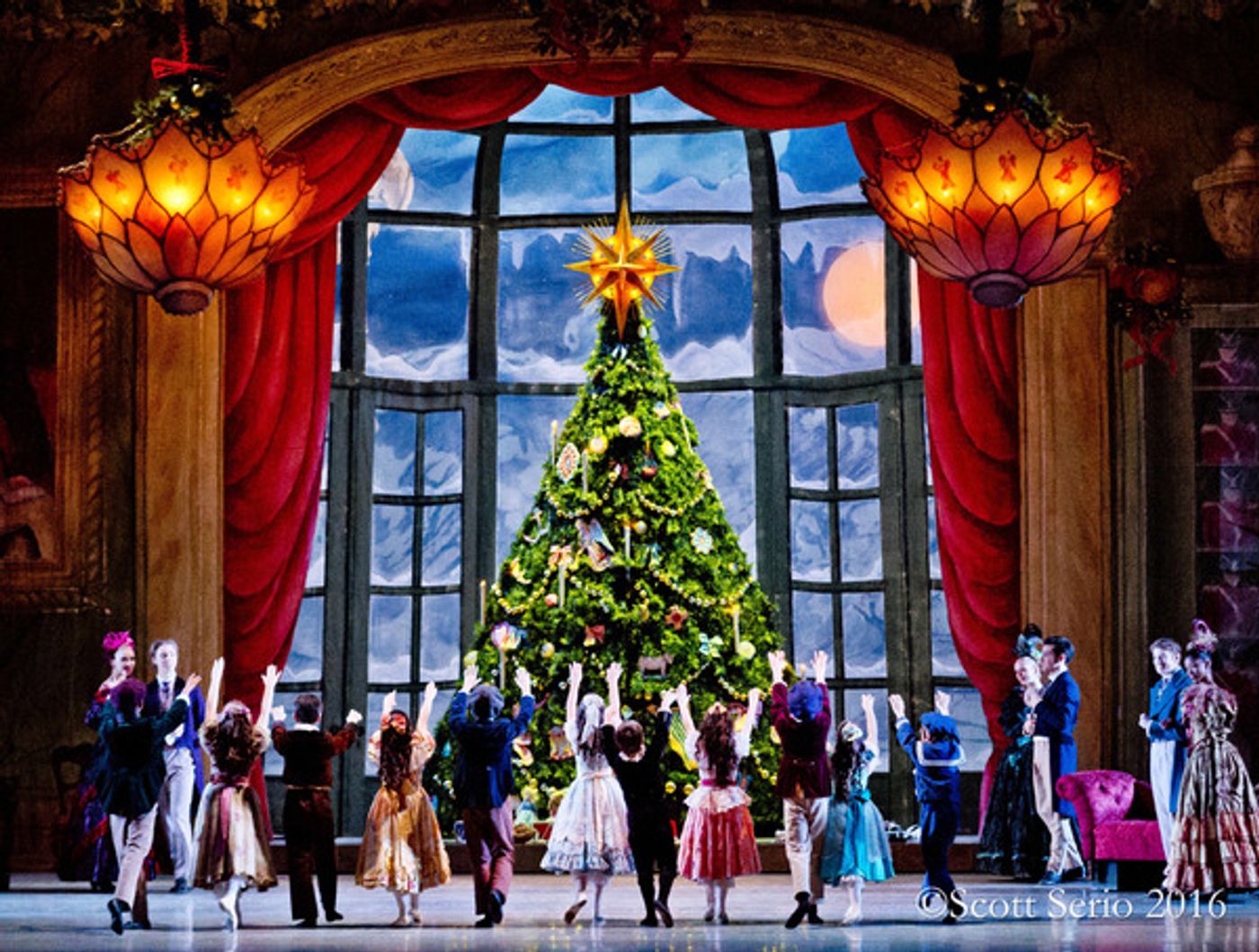 BWW Preview: GEORGE BALANCHINE'S THE NUTCRACKER at The Academy Of Music  Image