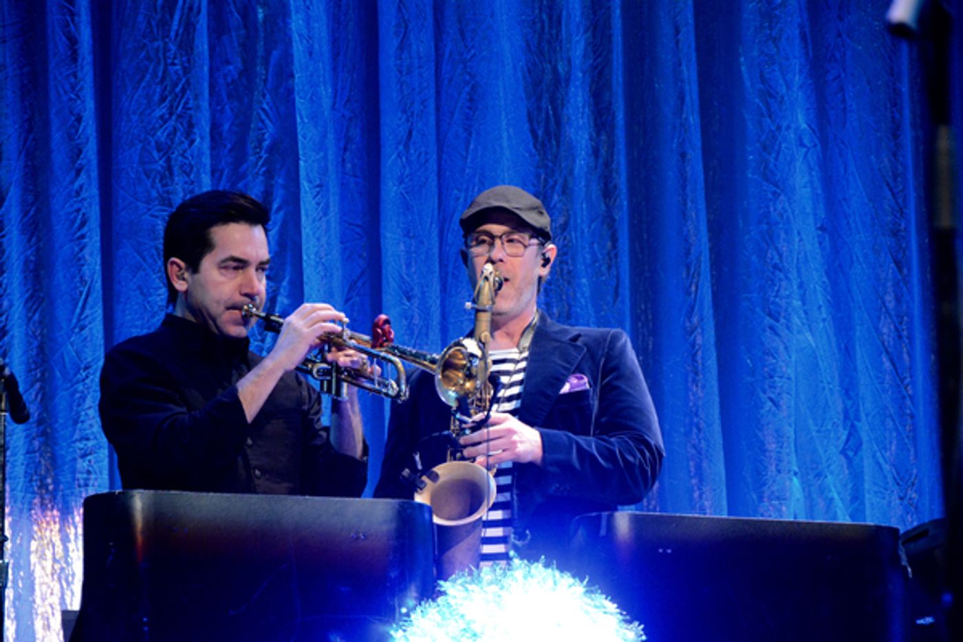 Photo Coverage: THE MAVERICKS Sleigh Bells Ring Out!  Image