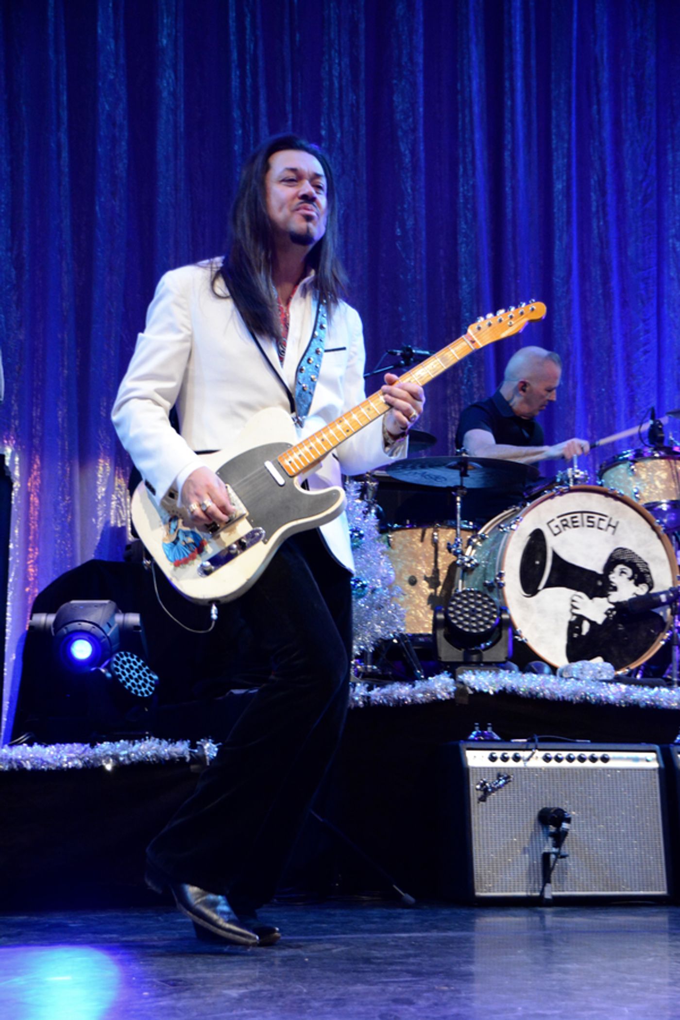 Photo Coverage: THE MAVERICKS Sleigh Bells Ring Out!  Image