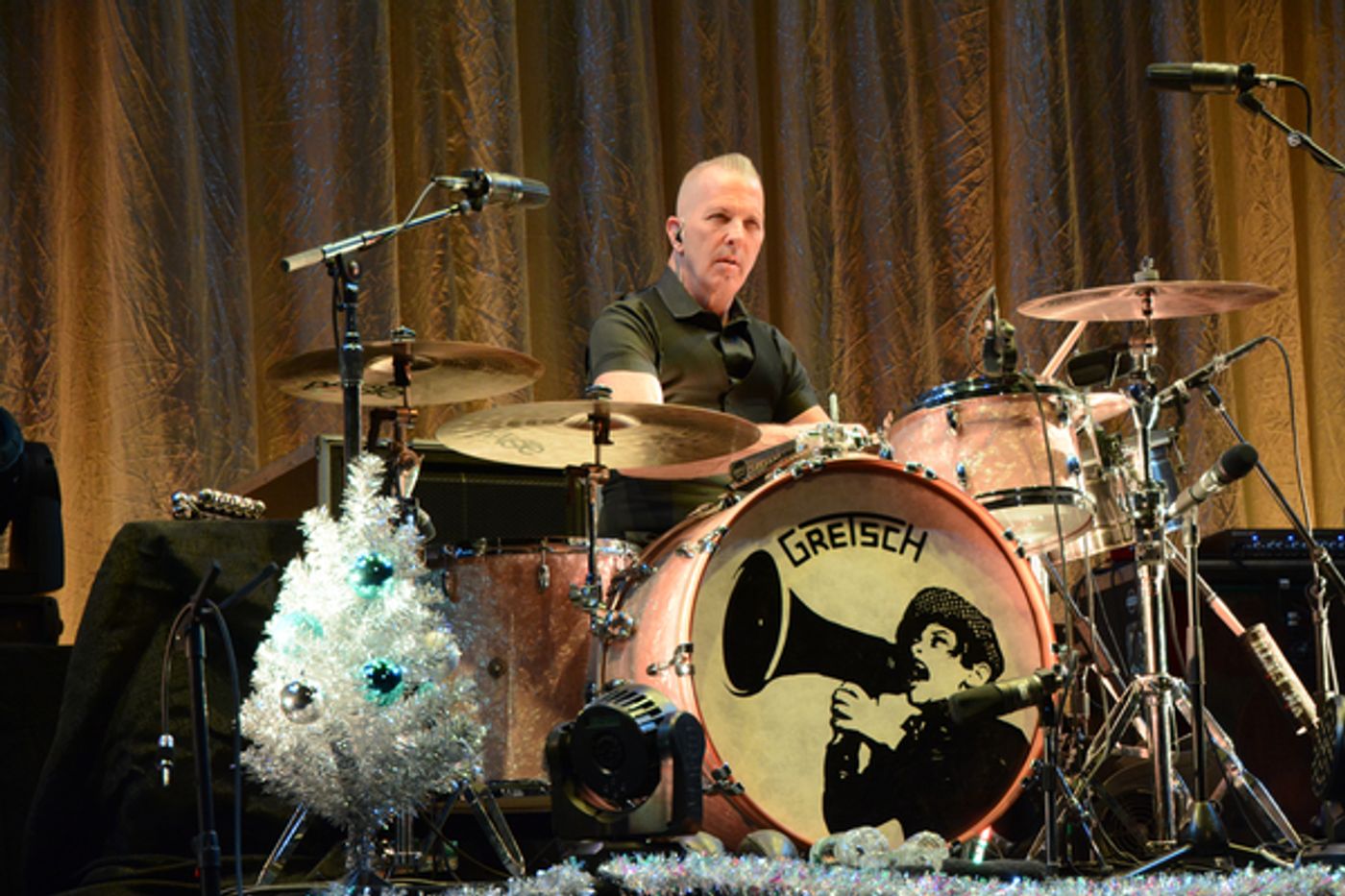 Photo Coverage: THE MAVERICKS Sleigh Bells Ring Out!  Image