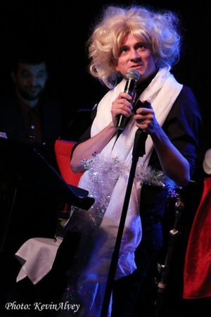 Tom Lenk @ BroadwayWorld Tom Lenk Photo