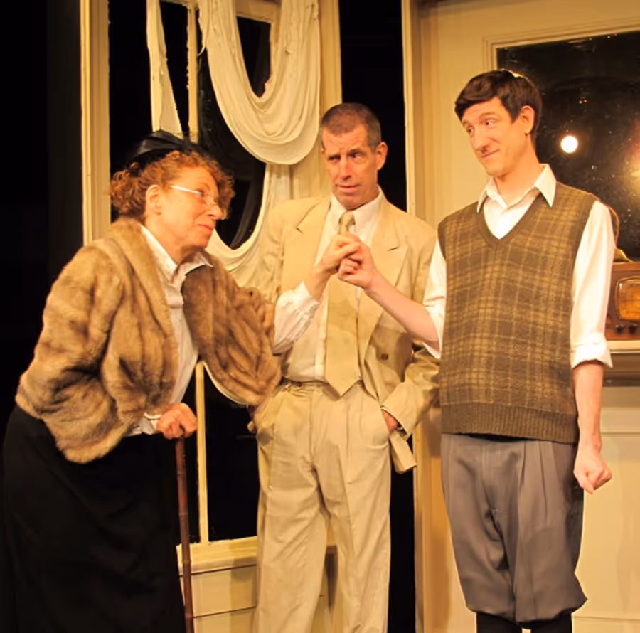 Photo Flash: First Look at Bridge Street Theatre's HOLIDAY MEMORIES Image