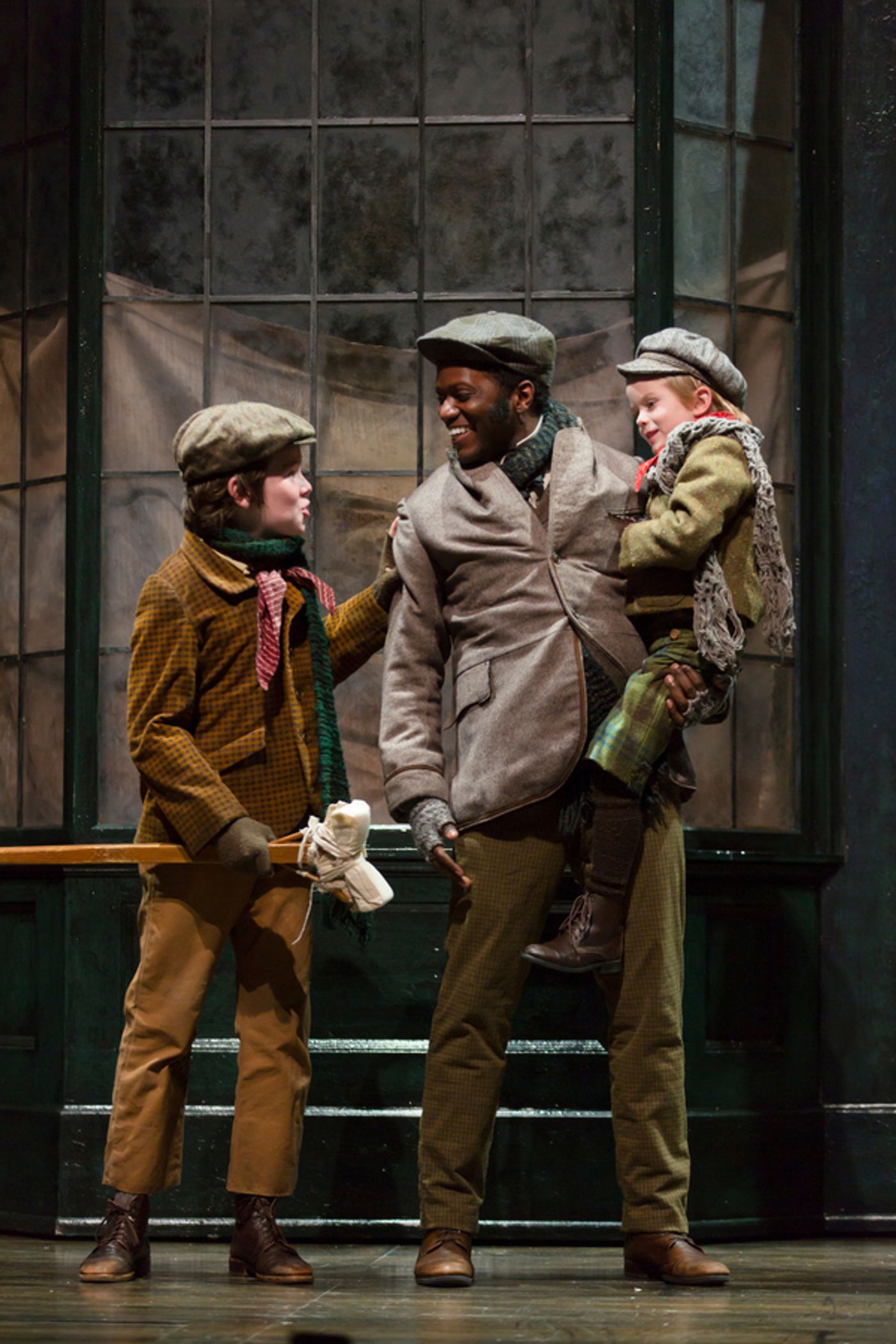 Photo Flash: First Look at McCarter Theatre Center's A CHRISTMAS CAROL  Image