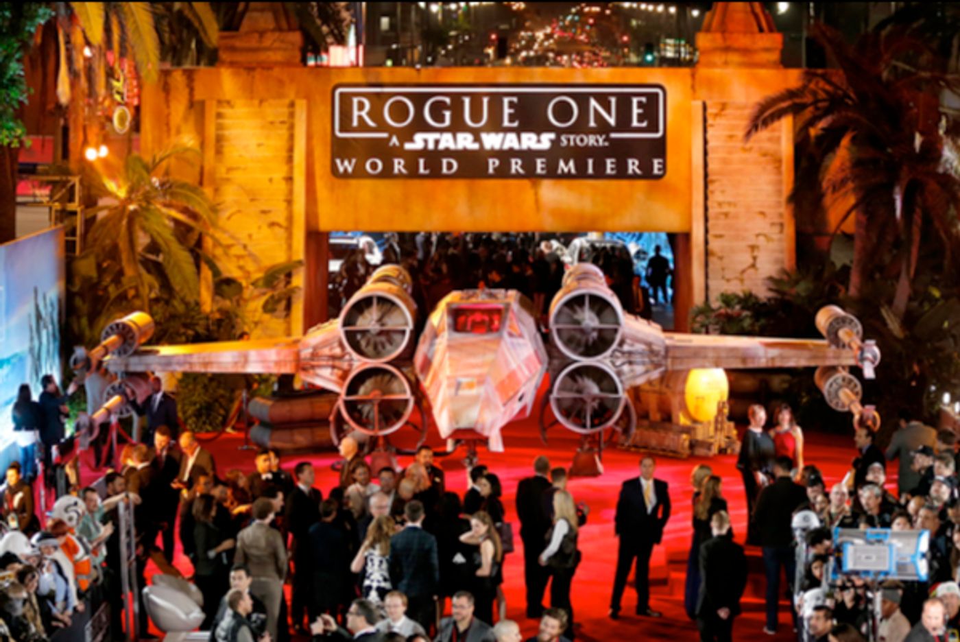 Photo Flash: Stars Come Out for ROGUE ONE: A STAR WARS STORY World Premiere Photo Flash: Stars Come Out for ROGUE ONE: A STAR WARS STORY World Premiere Image