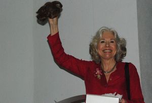 Kathryn Leigh Scott Photo