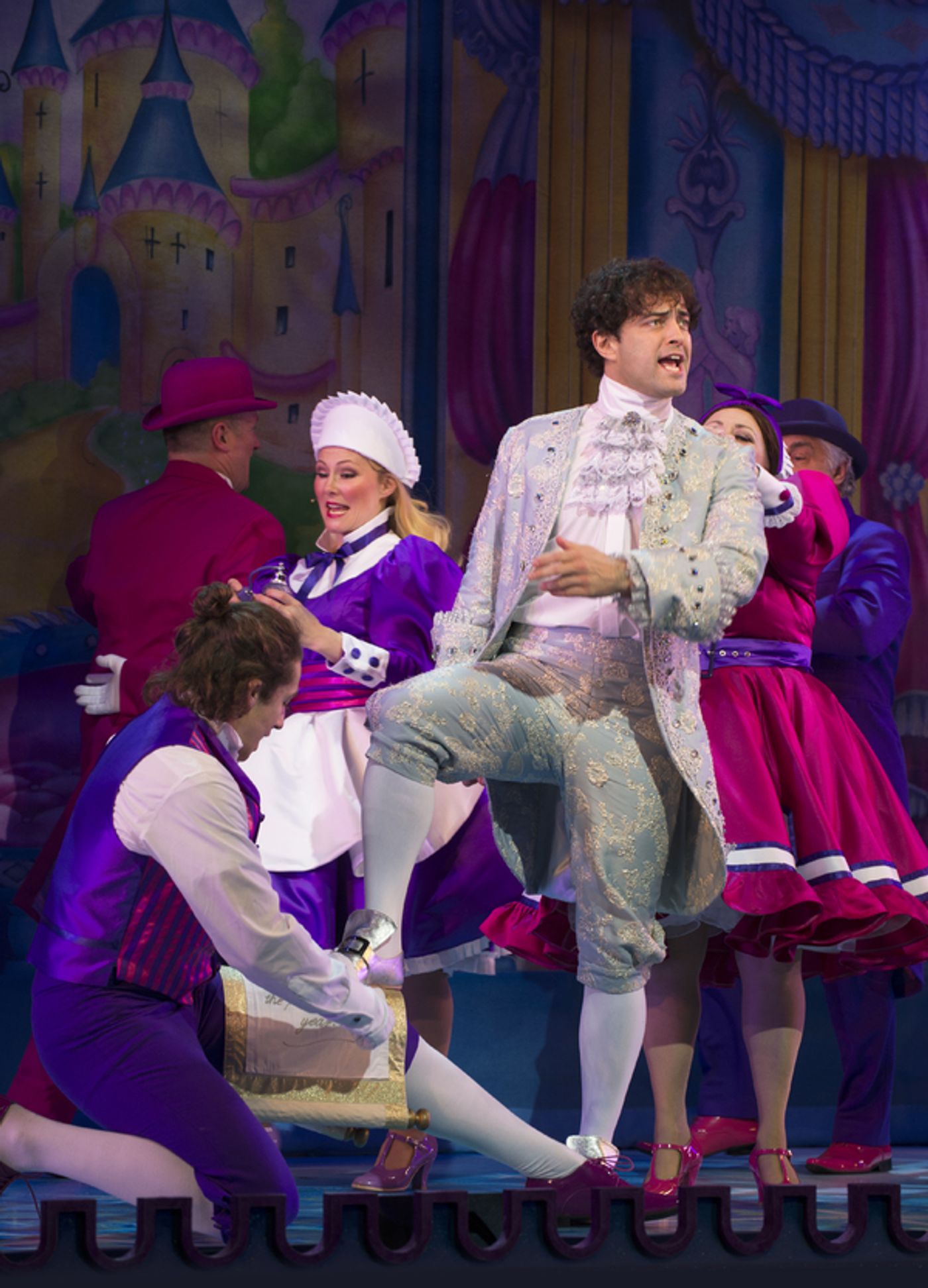 Photo Flash: Pantomime Returns to the London Palladium with CINDERELLA  Image