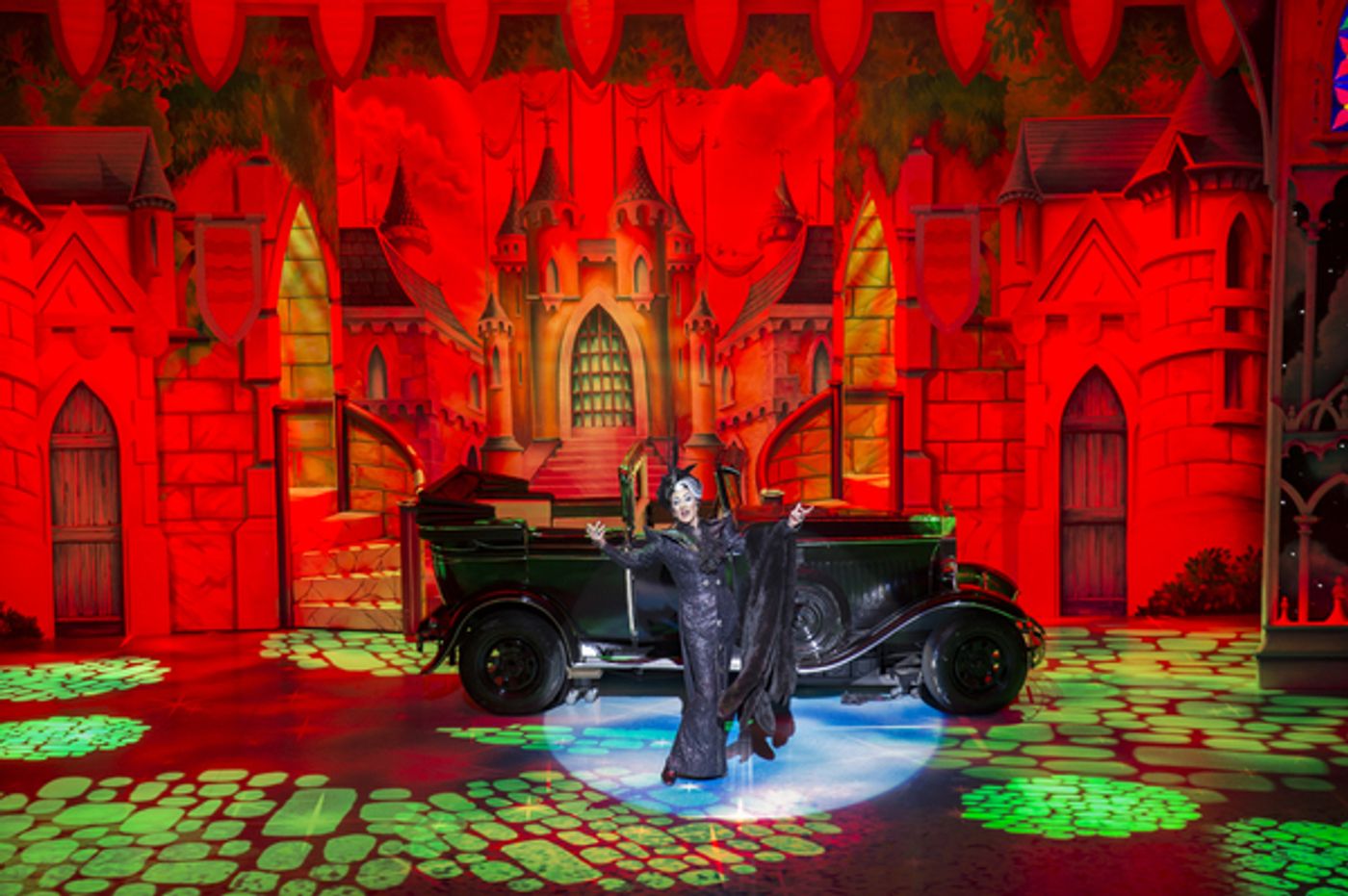 Photo Flash: Pantomime Returns to the London Palladium with CINDERELLA  Image