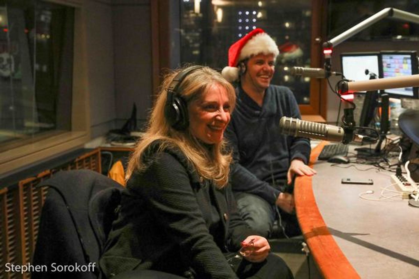 Photo Coverage: Danny Aiello & Julie Budd Visit 'The Late Joey Reynolds Show'  Image