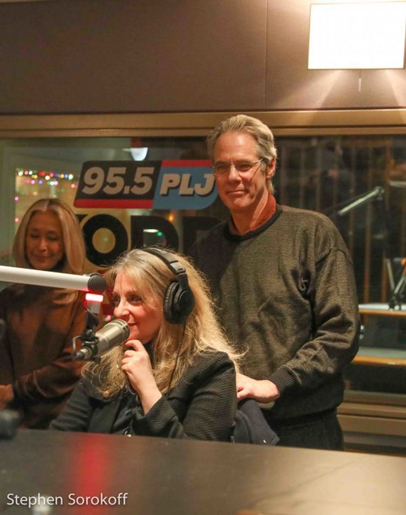 Photo Coverage: Danny Aiello & Julie Budd Visit 'The Late Joey Reynolds Show'  Image