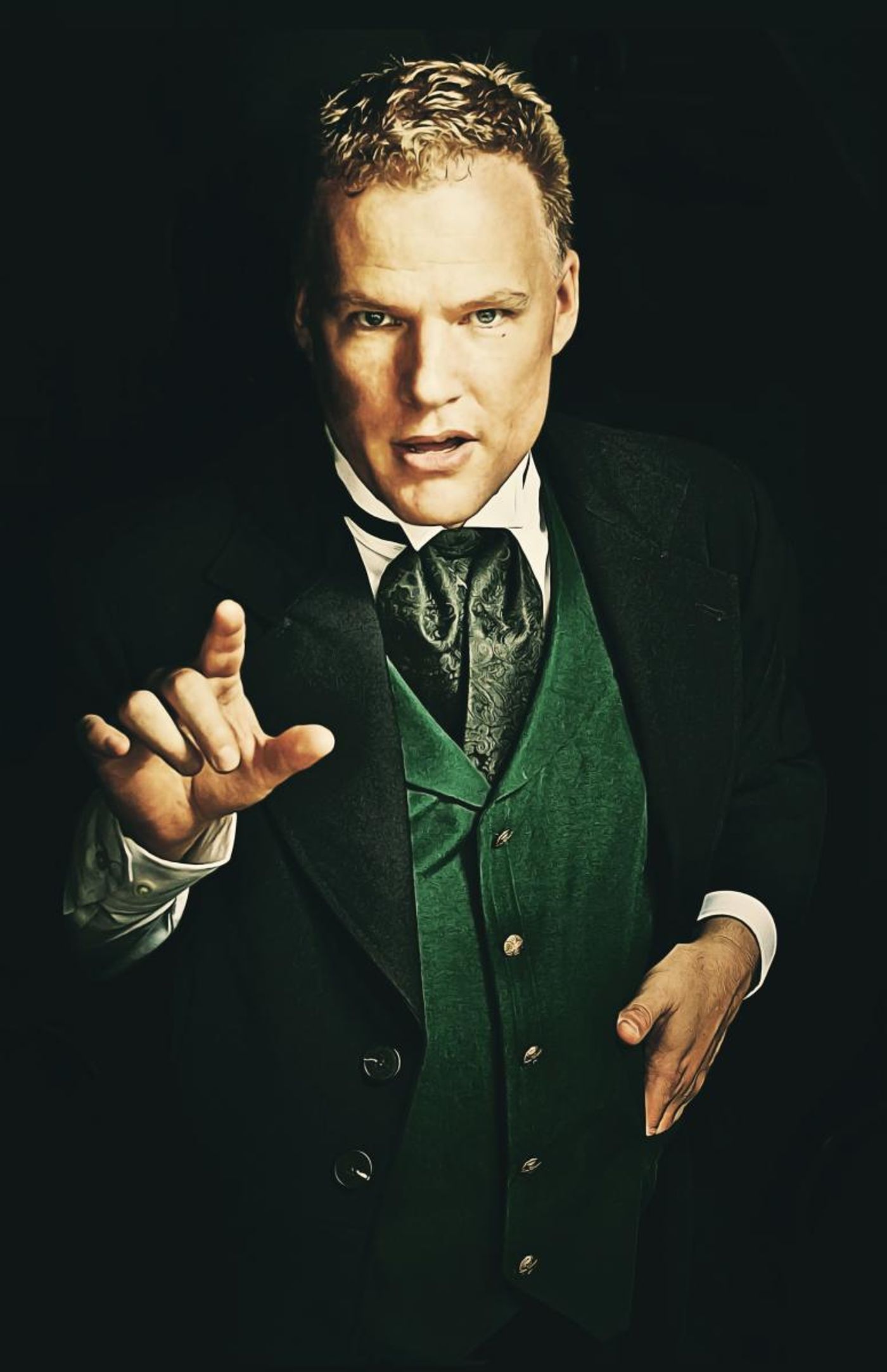 Interview: Jason Woods Explores Humanity of Scrooge in Solo Show  Image