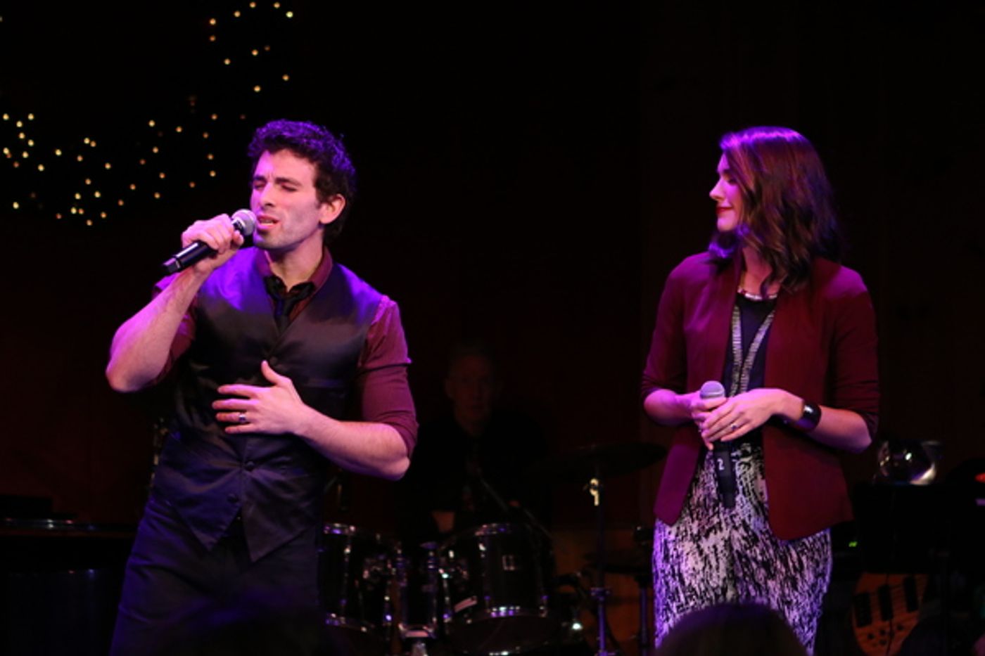Photo Flash: Jarrod Spector, Julia Murney, and More Celebrate the Holidays with Broadway Dreams  Image