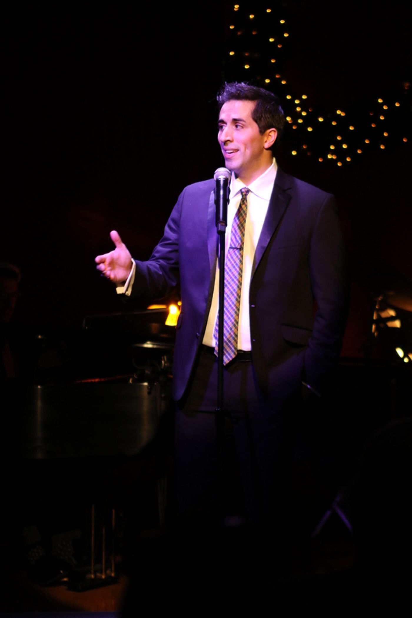 Photo Flash: Jarrod Spector, Julia Murney, and More Celebrate the Holidays with Broadway Dreams  Image